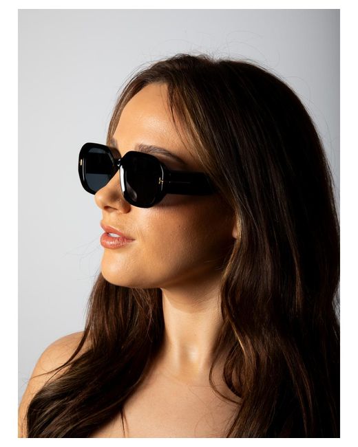 SVNX Blue Oval Sunglasses With Wide Arm