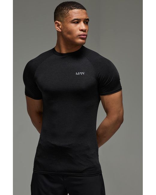 BoohooMAN Black Man Active Lightweight Muscle Fit Raglan T-shirt for men