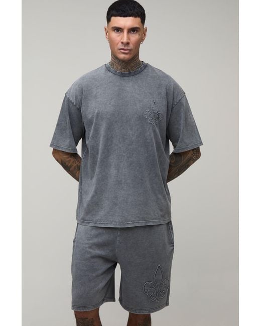 BoohooMAN Gray Tall Oversized Gothic Fleur De Lis Applique Washed T-Shirt & Baggy Short Set for men