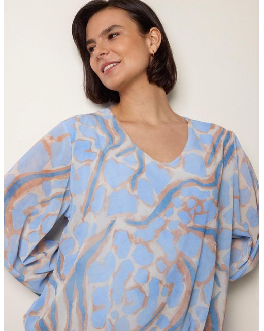 Blue Vanilla Blue Abstract Print V Neck Puffball Top