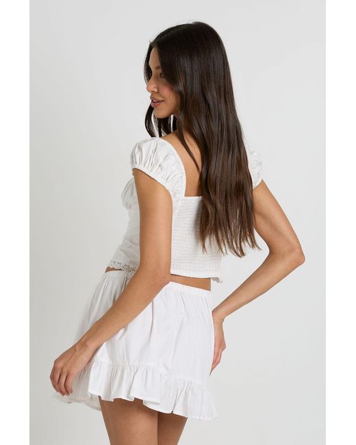 Boohoo White Ruffle Hem Poplin Mini Skirt