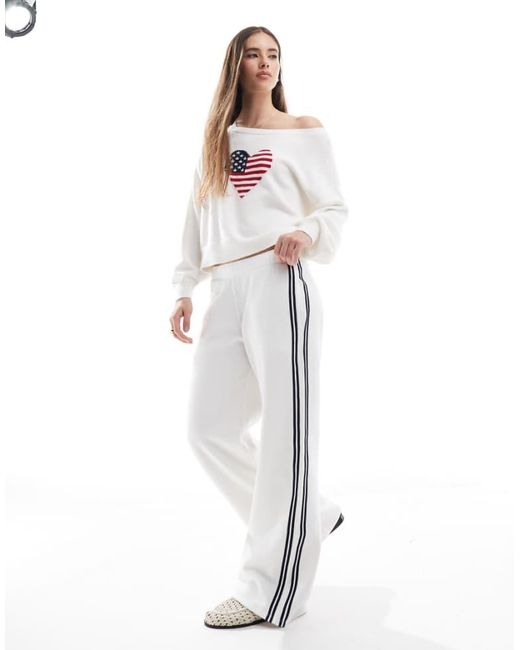 Hollister White Mid Rise Wide Leg Joggers