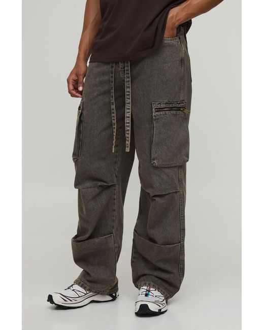 BoohooMAN Black Pleat Knee Belted Relaxed Fit Cargo Jeans for men