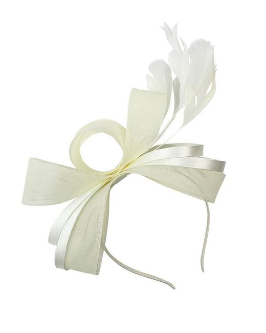 SVNX White Bow Shaped Fascinator With Satin Loops & Feathers