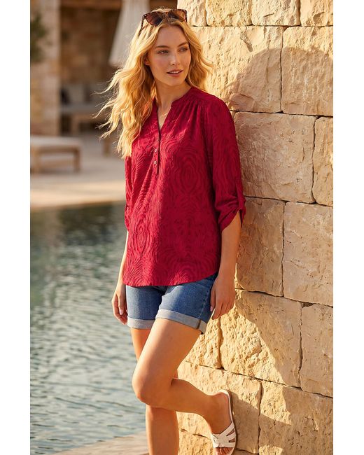 Roman Red Texture Burnout Shirt