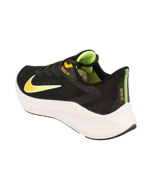Nike Black Zoom Winflo 7 Trainers for men