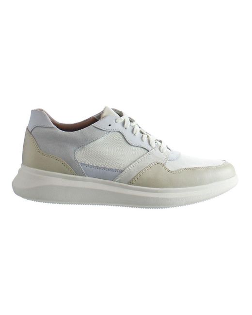 Clarks Gray Un Globe Run Sneakers for men