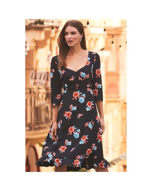 Sosandar Black Floral Print Sweetheart Neck Dress