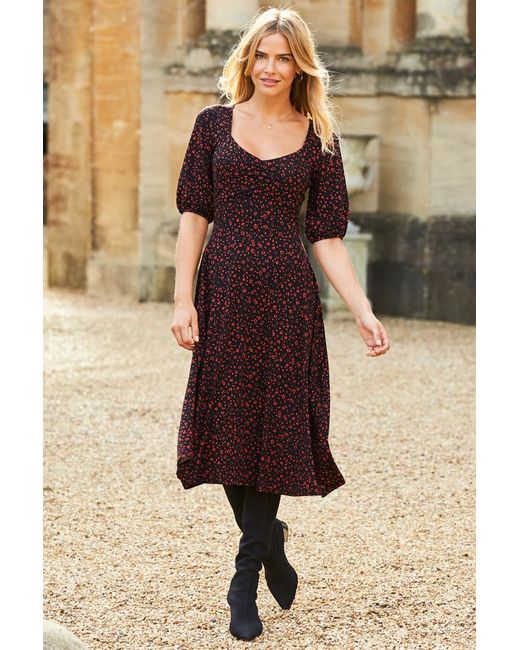 Sosandar Metallic Ditsy Print Sweetheart Neckline Midi Dress
