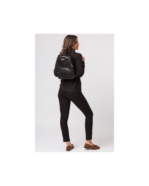Pure Luxuries Black 'Christina' Vegetable-Tanned Leather Backpack