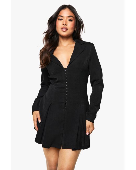 Boohoo Black Petite Tailored Hook & Eye Detail Cinched Waist Blazer Dress
