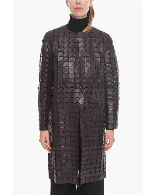 Bottega Veneta Gebreide Leren Satijn Jas Met Trekkoord In Bruin in het Gray