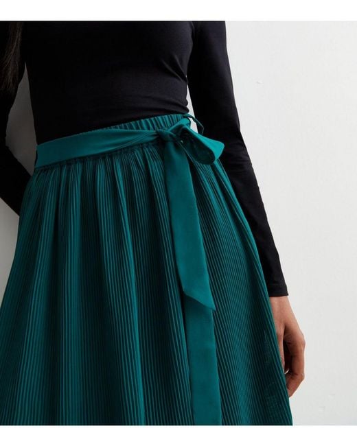 Gini London Green Pleated Belt Detail Midi Skirt