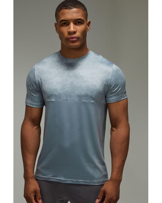 BoohooMAN Blue Active Regular Fit Camo Colour Block T-Shirt for men