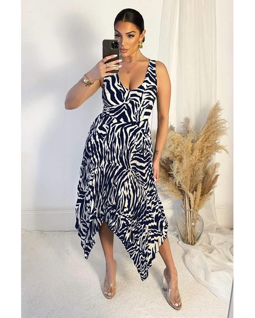 AX Paris Blue And Cream Printed V Neck Zig Zag Hem Pleated Midi Dress