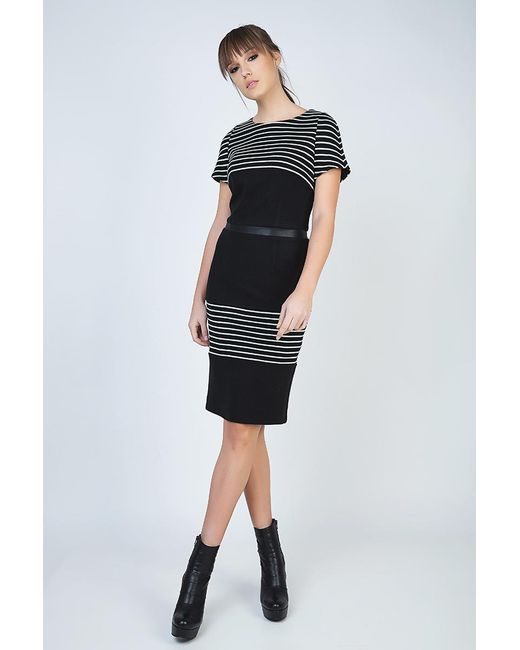 Conquista Aansluitende Lichtgewicht Gevoerde Midi Jurk Met Strepen En Imitatieleren Detail in het Blue