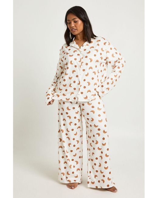 Boohoo Natural Plus Croissant Print Long Sleeve Shirt & Trouser Pyjama Set
