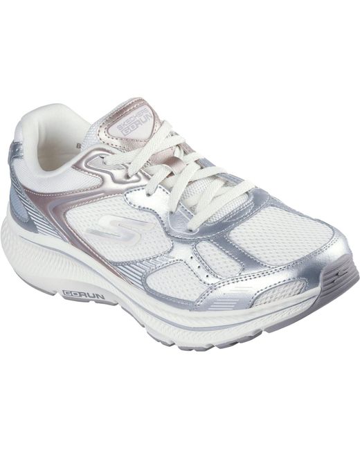 Skechers Go Run Consistent 2.0 Volt Dames Sneakers Van Leer In Gebroken Wit in het Metallic