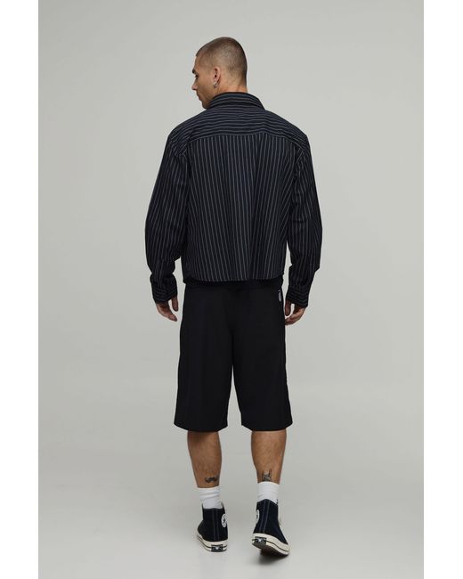 BoohooMAN Blue Oversized Boxy Curve Hem B Embroidery Stripe Shirt for men