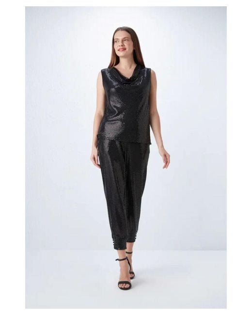 GUSTO Black Sequinned Top
