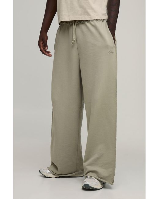 BoohooMAN Green Extreme Wide Leg Loopback Embroidered Raw Hem Joggers for men