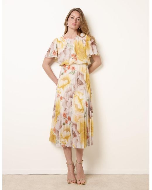 Blue Vanilla Natural Pleated Scoop Neck Short Sleeve Floral Dress