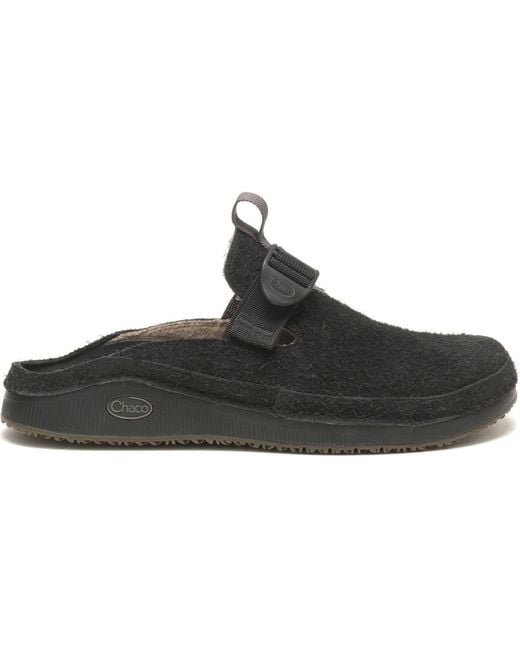 Chaco Black Paonia Round Toe Shuv Clogs for men