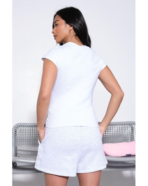 DSGN Studio White Flower Print Fitted T-Shirt