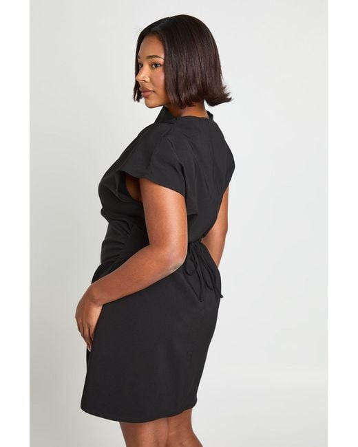 Boohoo Black Plus Asymmetric Ruched Cap Sleeve Shift Dress