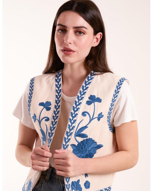Blue Vanilla Natural Embroidered Detailed Waistcoat