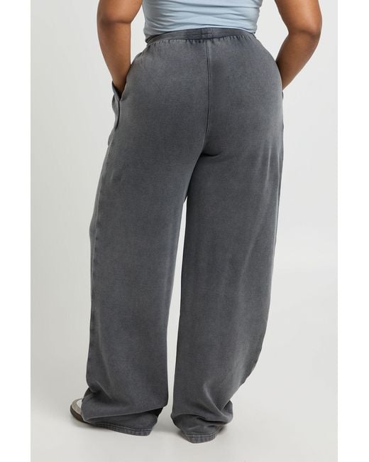 Boohoo Gray Plus Washed Mid Rise Pleated Wide Leg Jogger