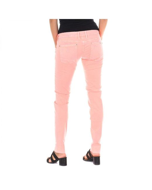Met Red Trousers X-Gefer