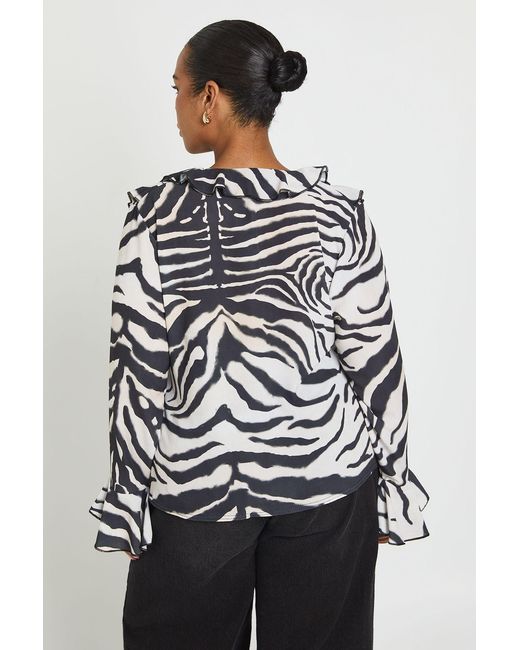 Boohoo Multicolor Plus Zebratie Front Ruffle Blouse