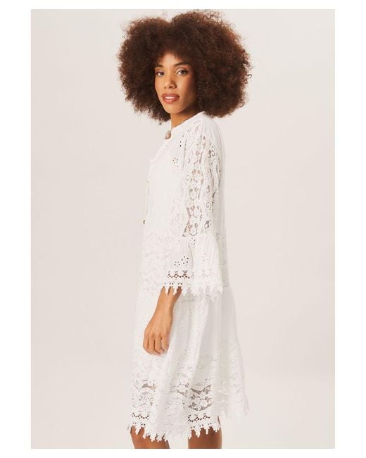 Gini London Mini-jurk Met Oogjes En Kanten Details in het White