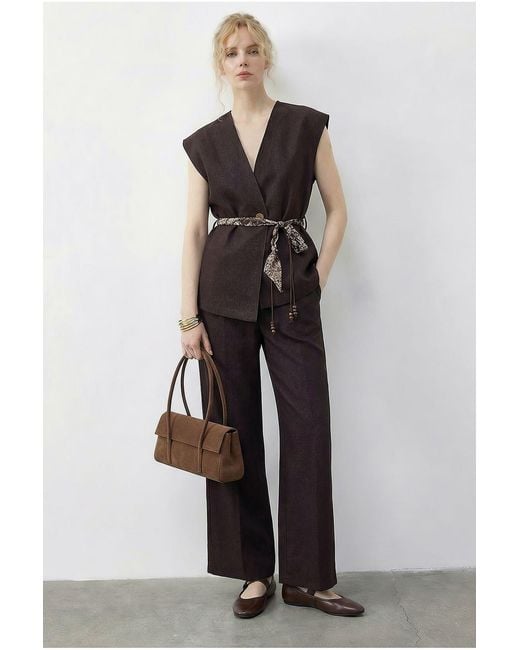 Bianco Lucci Multicolor Vest And Pants Two-Piece Set With Belt Detail
