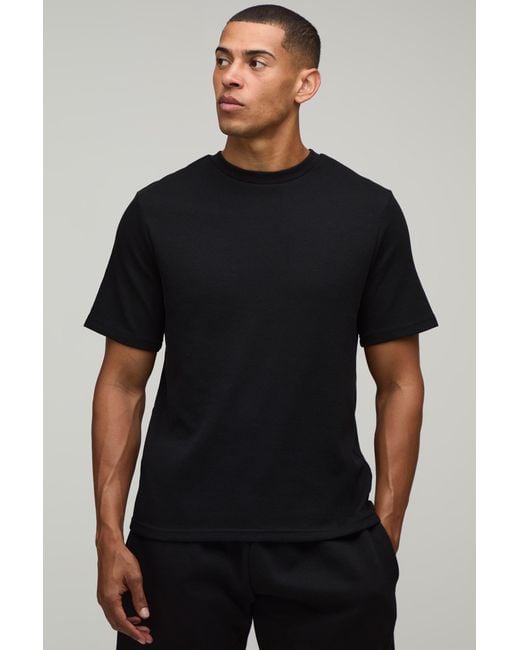 BoohooMAN Black Essential Regular Fit Waffle T-Shirt for men