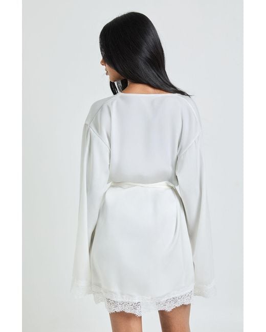 Boohoo White Bridal Lace Detail Satin Mini Robe