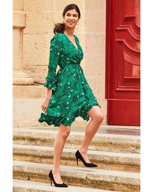Sosandar Green Floral Print Ruffle Hem Wrap Dress