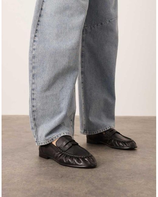 ARRANGE Gray Premium Leather Loafer