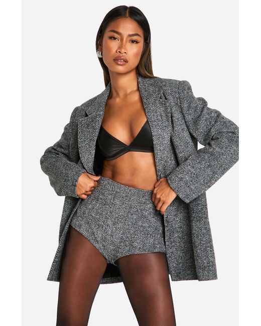 Boohoo Black Herringbone Tailored Hotpants