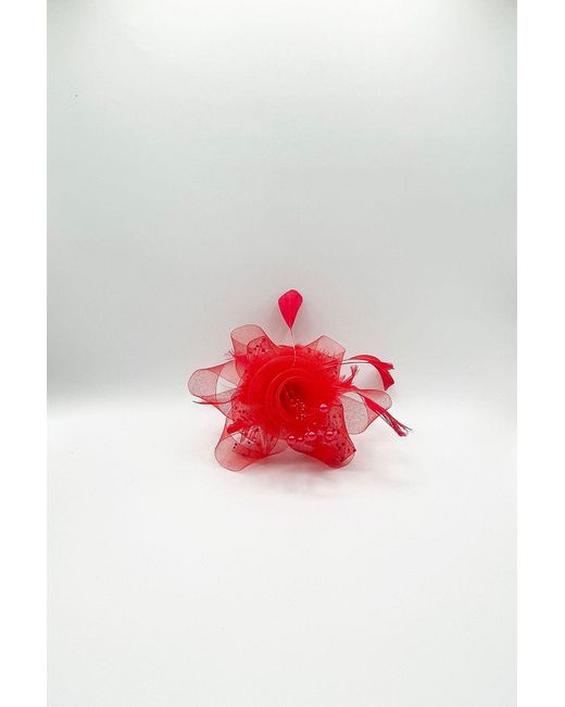 SVNX Red Rosette Faux Pearl & Polka Veil Feather Fascinator