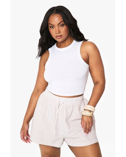 Boohoo White Plus Elasticated Waist Flippy Short