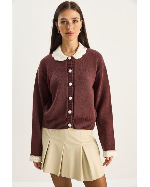 Bianco Lucci Red Thick Ribbed Knit Cardigan With Button Closure