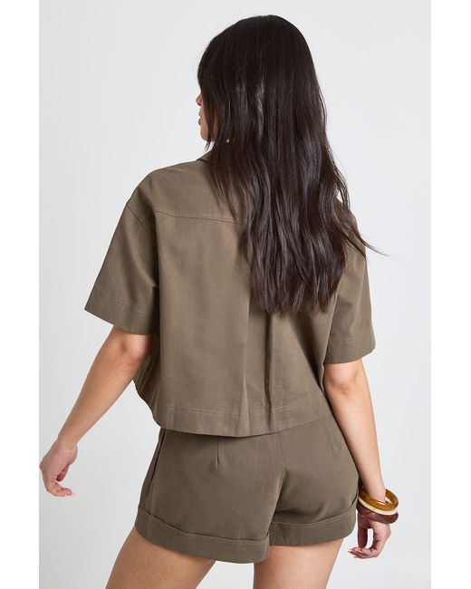 Boohoo Brown Twill Turn Up Cuff Short