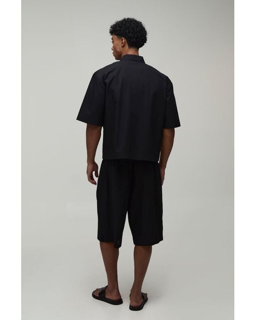 BoohooMAN Black Oversized Boxy Quarter Zip Half Sleeve Shirt for men