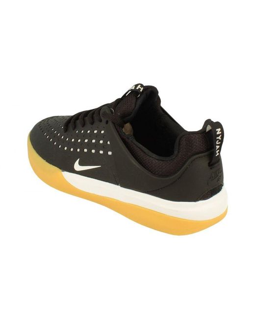 Nike Black Sb Zoom Nyjah 3 Skate Shoes for men