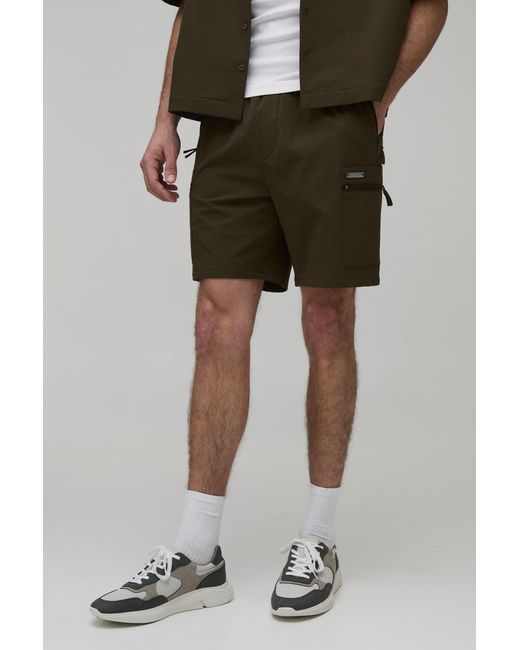 BoohooMAN Green Slim Fit Mid Length Technical Cargo Short for men