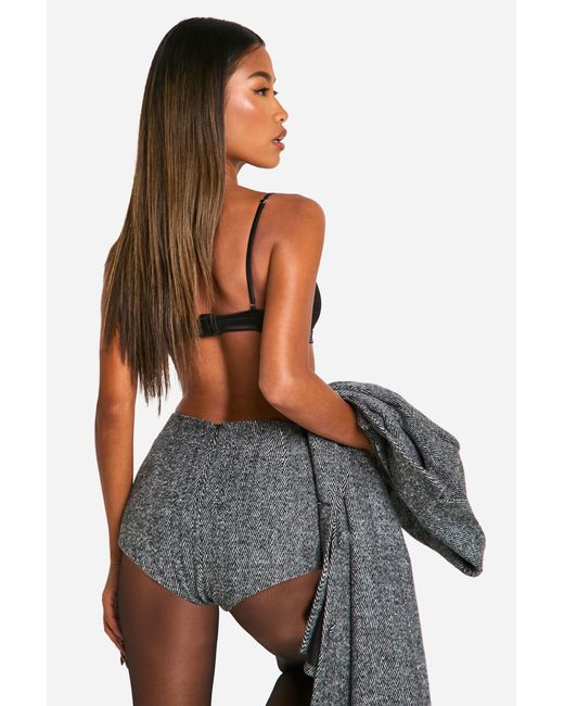 Boohoo Black Herringbone Tailored Hotpants