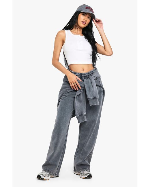 Boohoo Blue Washed Straight Leg Jogger