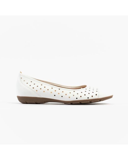 Gabor White Ruffle Shoes Leather